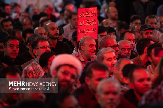 گزارش مهر از مراسم گرامیداشت شهدای خانواده رهبر شهید انقلاب