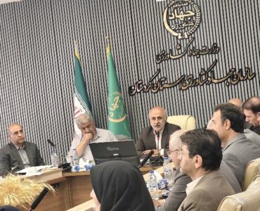 آغاز مبارزه با سن مضر غلات در ۷۲۰ هزار هکتار از اراضی کردستان آغاز مبارزه با سن مضر غلات در ۷۲۰ هزار هکتار از اراضی کردستان
