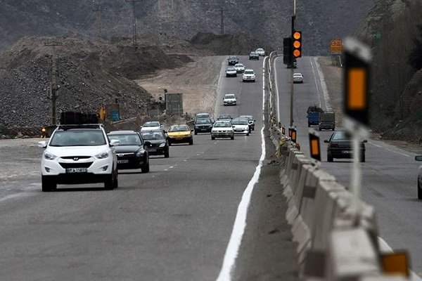 بشنوید| ترافیک سنگین در محورهای چالوس، هراز و آزادراه
قزوین-کرج-تهران