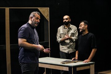 «دستان او» به خانه نمایش دا می‌آید