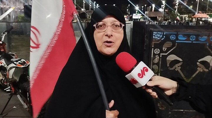 روایت مهر از صد شب ایستادگی در رشت؛ مردمی که خستگی نمی شناسند روایت مهر از صد شب ایستادگی در رشت؛ مردمی که خستگی نمی شناسند