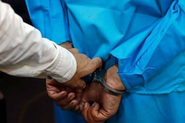 سارق محتویات خودرو با ۵ فقره سرقت در میانه دستگیر شد