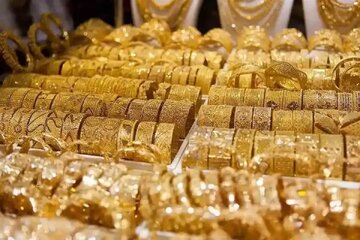 سرمایه‌ها از بازار طلا در حال کوچ به این بازار هستند/ چرا مردم این روزها طلا می‌فروشند؟