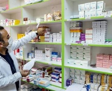 قرارداد بیمهها با داروخانهها اصلاح شد قرارداد بیمهها با داروخانهها اصلاح شد