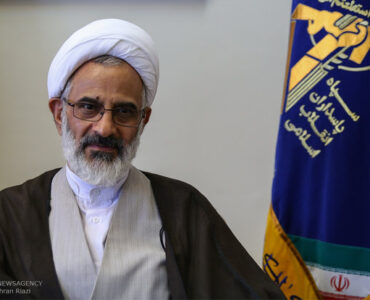 مذاکره باید با هوشیاری انجام شود؛ نگذاریم انسجام و وحدت ملی آسیب ببیند مذاکره باید با هوشیاری انجام شود؛ نگذاریم انسجام و وحدت ملی آسیب ببیند