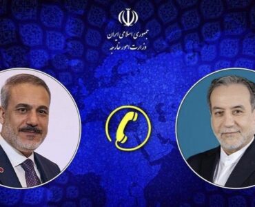گفتگوی تلفنی وزرای امور خارجه ایران و ترکیه گفتگوی تلفنی وزرای امور خارجه ایران و ترکیه