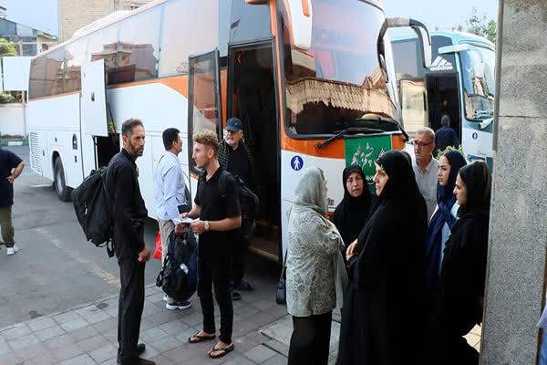 آمادگی کامل ناوگان گیلان برای اربعین/ ۴۵۰۰ زائر اعزام
شدند