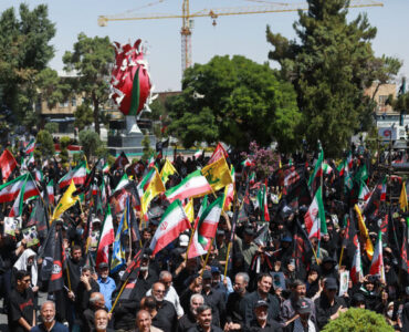 آیین «وداع با قائد شهید امت» در اراک