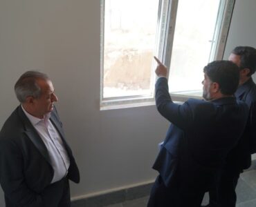 ببینید/ بازدید مدیرکل دفتر طرح‌ریزی و پایش طرح‌های مسکن
وزارت راه و شهرسازی و هیئت همراه از پروژه‌های نهضت ملی مسکن شهر
اردبیل