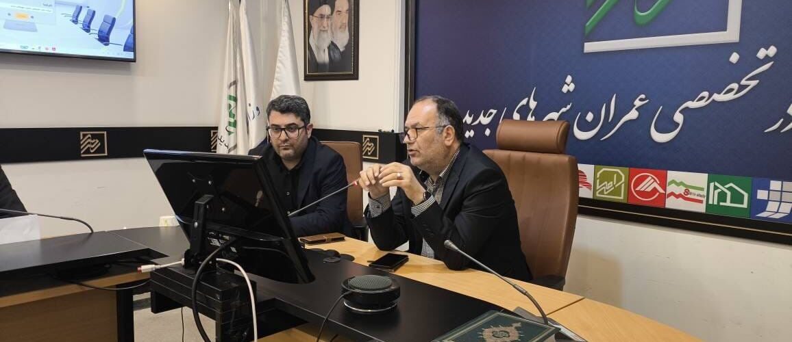 بررسی توسعه شهرک‌ها و نواحی تخصصی حمل‌ونقل و انبارداری در
پیرامون شهرهای جدید