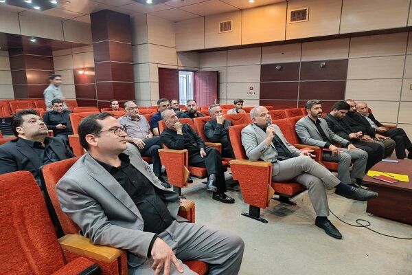 برگزاری نشست هماهنگی جابه‌جایی عزاداران و زائران مراسم تشییع
رهبر شهید در مشهد مقدس
