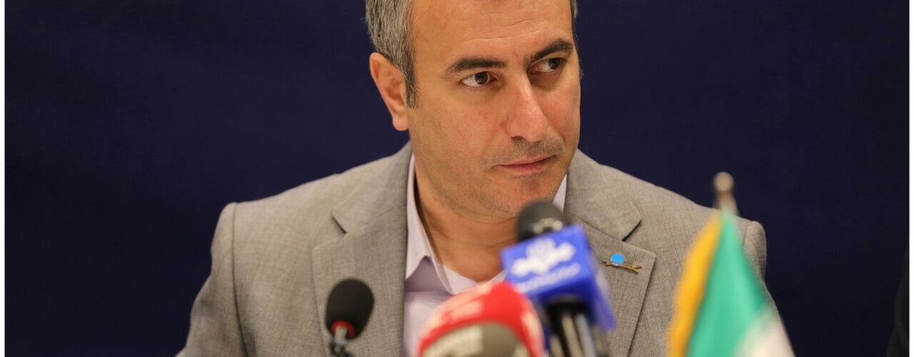 بسیج همه‌ ظرفیت‌های شهر فرودگاهی برای خدمت رسانی به مسافران
آیین وداع با رهبر شهید انقلاب