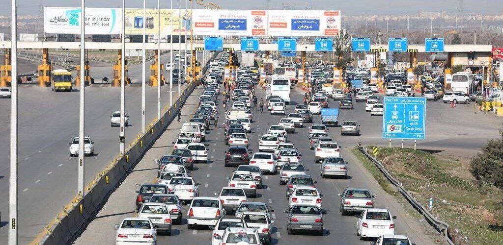 بیش از ۲۸ میلیون تردد در جاده‌های قزوین طی خردادماه به ثبت
رسید