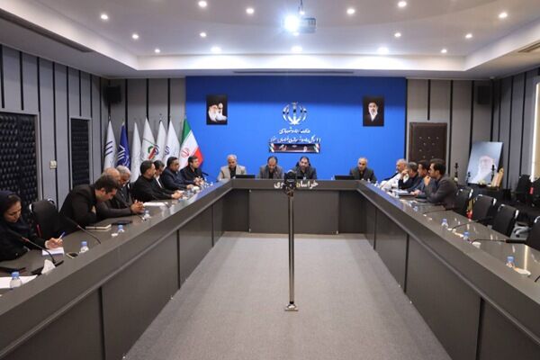 تدوین سناریوهای جایگزین حمل‌ونقل زائران در شورای هماهنگی راه
و شهرسازی خراسان رضوی