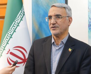تقدیر نماینده کاشان از بانک مسکن در گرهگشایی از مشکلات مسکن
کشور تقدیر نماینده کاشان از بانک مسکن در گرهگشایی از مشکلات مسکن
کشور