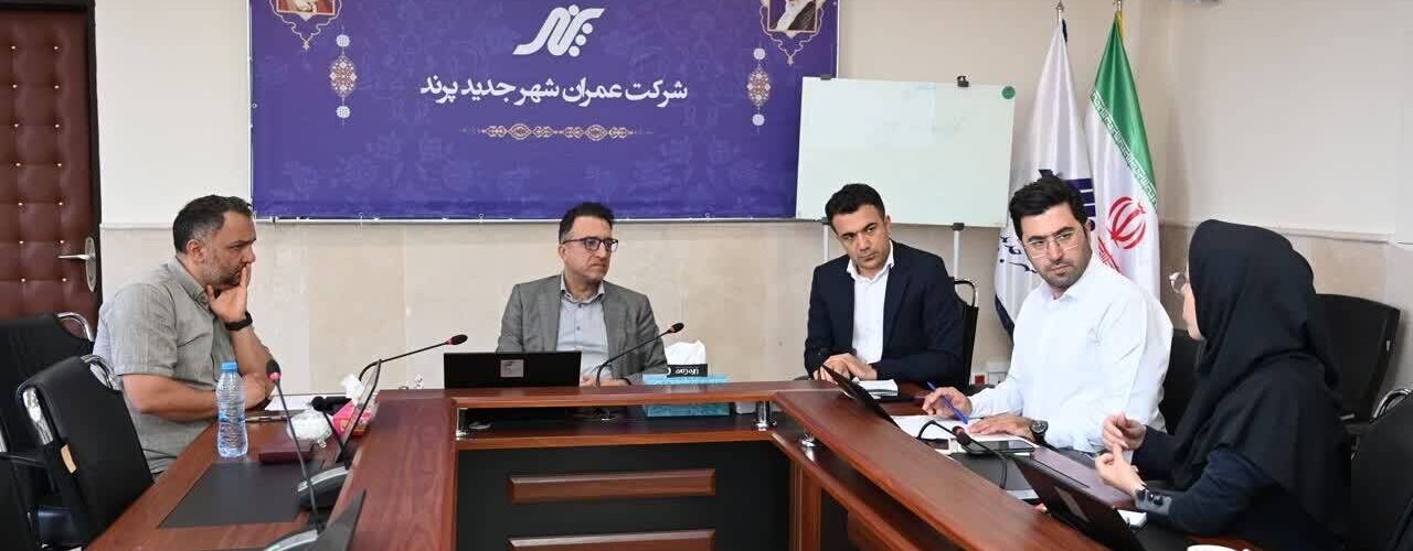 توسعه زیرساخت‌های حمل‌ونقل ریلی پرند/جانمایی ایستگاه جدید در
دستور کار شرکت عمران پرند