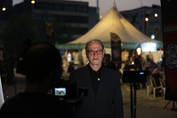 «خیمه هنر» در حوزه معرفتی عاشورا فعالیت میکند/ همافزایی هنرها، اثرگذاری بر مخاطب را چند برابر میکند «خیمه هنر» در حوزه معرفتی عاشورا فعالیت میکند/ همافزایی هنرها، اثرگذاری بر مخاطب را چند برابر میکند
