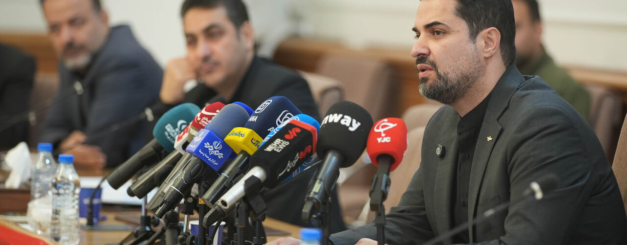 دوشنبه آسمان تهران و پنجشنبه آسمان مشهد بسته است