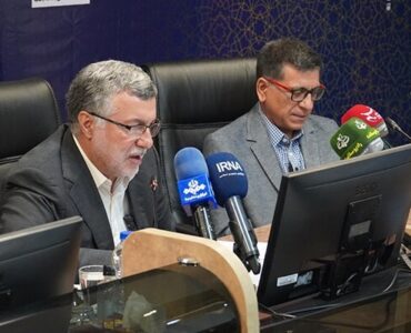 ظفرقندی: ذخایر خونی کشور در ایام جنگ کاهش نیافت