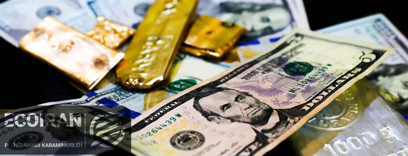 قیمت طلا و دلار امروز دوشنبه 22تیر/ کاهش قیمت طلا، افزایش قیمت دلار + جدول