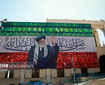 مراسم وداع با رهبر شهید انقلاب با حضور خیل عاشقان ولایت برگزار می‌شود