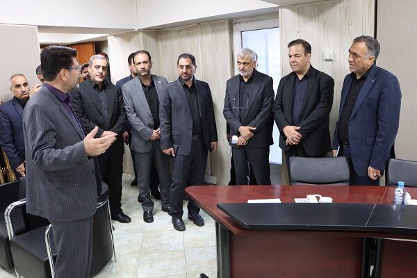 هماهنگی ملی برای خدمت‌رسانی به زائران مراسم تشییع پیکر رهبر
شهید در مشهد/ تمهیدات حمل‌ونقلی بررسی و نهایی شد