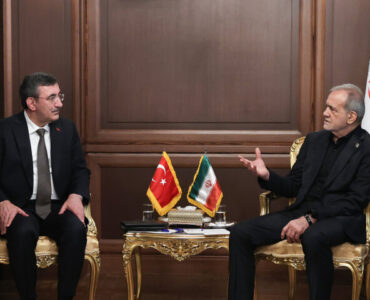 پزشکیان: از همکاریها و حمایتهای ترکیه در دوران جنگ قدردانی میکنیم پزشکیان: از همکاریها و حمایتهای ترکیه در دوران جنگ قدردانی میکنیم