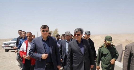 ️بازدید استاندار کرمان از روند اجرایی پروژه راه روستایی
«ناصرآباد - گز بهمن» در شهرستان گنبکی استان کرمان ️بازدید استاندار کرمان از روند اجرایی پروژه راه روستایی
«ناصرآباد - گز بهمن» در شهرستان گنبکی استان کرمان