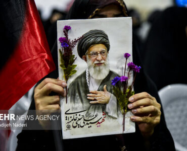 آیین اربعینِ تدفین رهبر شهید انقلاب در بندرخمیر آیین اربعینِ تدفین رهبر شهید انقلاب در بندرخمیر