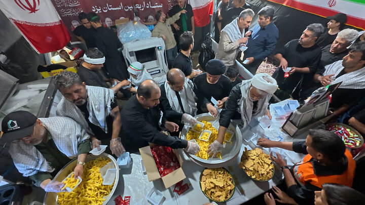 از یزد تا کربلا؛ تجلی همدلی موکب‌داران در مسیر خدمت به زائران اربعین