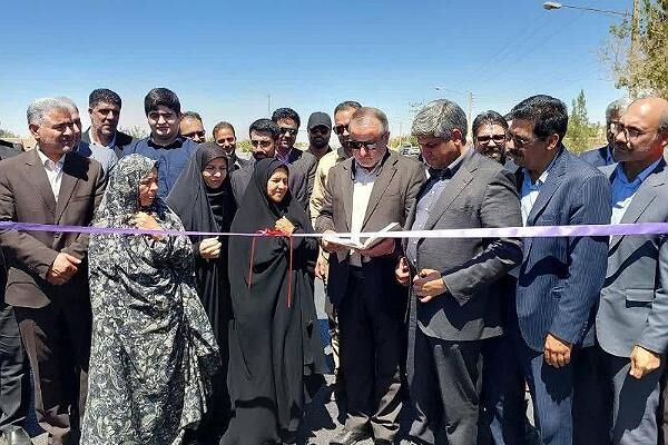 ببینید| آیین افتتاح پروژه روکش آسفالت تقاطع سه‌راهی ده
محمد_عشق‌آباد در خراسان جنوبی