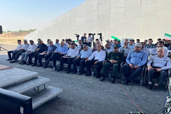 ببینید | افتتاح و بهره‌برداری از عملیات اجرایی احداث تقاطع
غیر همسطح و باند دوم شهر گناوه