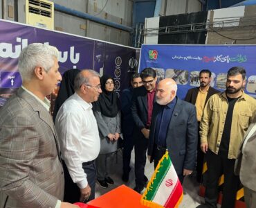 ببینید| حضور استاندار خوزستان در غرفۀ اداره کل راهداری و حمل
و نقل جاده ای خوزستان, نمایشگاه «دستاوردهای دولت در استان» ببینید| حضور استاندار خوزستان در غرفۀ اداره کل راهداری و حمل
و نقل جاده ای خوزستان, نمایشگاه «دستاوردهای دولت در استان»