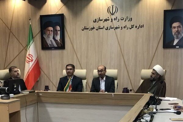 ببینید | دوره آموزشی بصیرت افزایی با موضوع روشنگری جنایات
آمریکا علیه ایران به همت پایگاه مقاومت بسیج اداره کل راه و شهرسازی
خوزستان برگزار شد