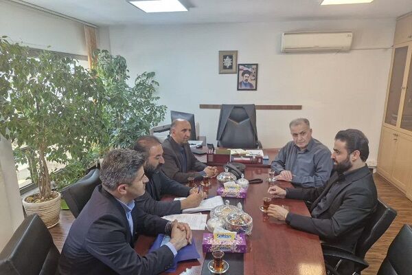ببینید|نشست مدیران‌ کل راه و شهرسازی و بنیاد مسکن انقلاب
اسلامی استان چهارمحال و بختیاری با مدیر کل دفتر نظارت سازمان ملی
زمین و مسکن در خصوص تامین زمین خدمات روبنایی سایت های مسکن ملی
استان