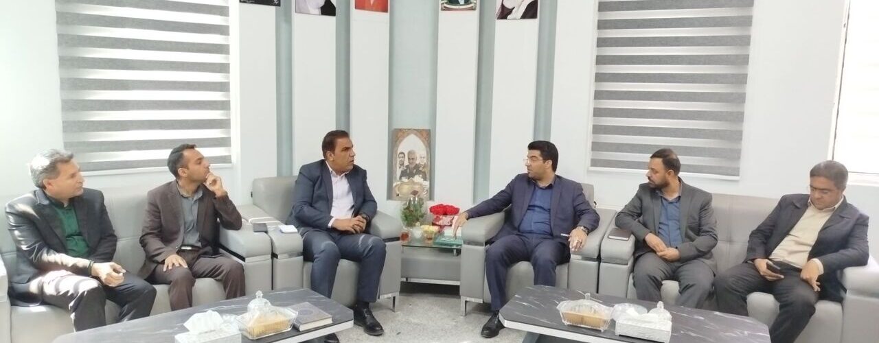 برگزاری آیین تکریم رئیس پیشین و معارفه رئیس جدید اداره راه و
شهرسازی شهرستان کوهبنان