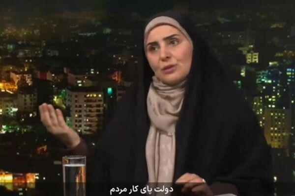 تحویل ۱۳۰ هزار واحد از ۸۵۰ هزار واحد مسکن حمایتی به مردم/
هدف‌گذاری برای تحویل ۱۰۰ هزار واحد تا پایان سال
