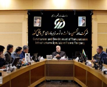 تسریع در تکمیل محور نهاوند–کنگاور با دستور معاون وزیر راه
وشهرسازی