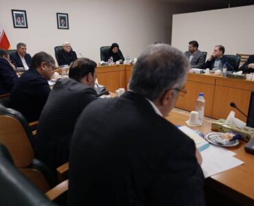 تصویب کلیات سند کریدور شرق ـ غرب با محوریت راهآهن هرات ـ مزارشریف تصویب کلیات سند کریدور شرق ـ غرب با محوریت راهآهن هرات ـ مزارشریف