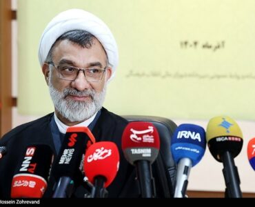 خسروپناه: عده‌ای نمی‌خواهند مصوبه نمایش‌خانگی به ثمر برسد