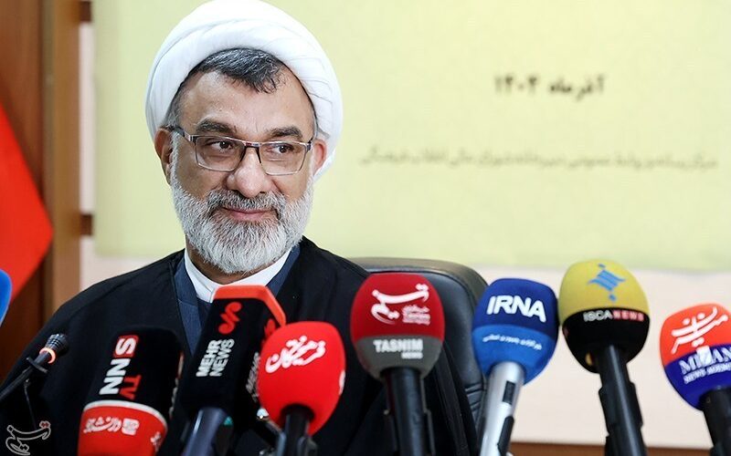 خسروپناه: عده‌ای نمی‌خواهند مصوبه نمایش‌خانگی به ثمر برسد