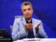 دفاع روزنامه اطلاعات از عادل فردوسی پور: چرا می خواهید آدمها کاملا همانی باشند که شما می خواهید؟