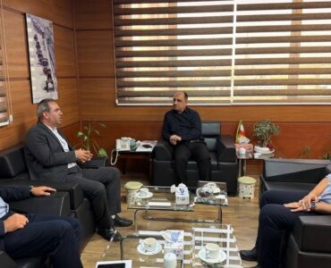 دیدار بخشدار کوهین با مدیرکل راهداری و حملونقل جادهای
استان قزوین دیدار بخشدار کوهین با مدیرکل راهداری و حملونقل جادهای
استان قزوین