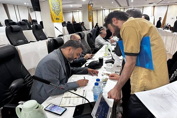 دیدار مردمی رئیساداره راه و شهرسازی شهرستان مشهد با
محوریت پیگیری مطالبات مسکن شهروندان انجام شد