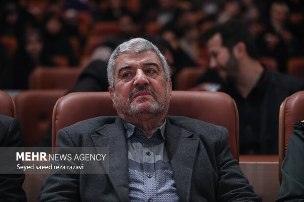 سرلشکر جعفری: رهبر شهید طی ۳۷ سال، امت آماده برای بعثت را شکل داد