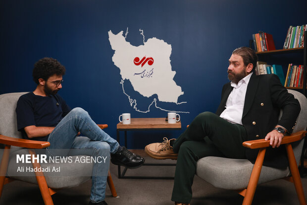 سینما در گسترش فرهنگ عمومی موفقتر از تئاتر عمل کرد؛ اساطیر نمیمیرند! سینما در گسترش فرهنگ عمومی موفقتر از تئاتر عمل کرد؛ اساطیر نمیمیرند!