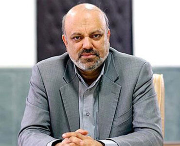 معلمان حقالتدریس آزاد از مهر امسال حقوق ۱۲ ماهه میگیرند معلمان حقالتدریس آزاد از مهر امسال حقوق ۱۲ ماهه میگیرند