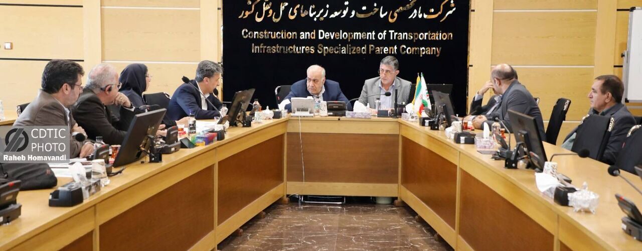 ۱۲ کیلومتر از محور خرم‌آباد–پلدختر به‌زودی تکمیل و آماده
بهره‌برداری می‌شود