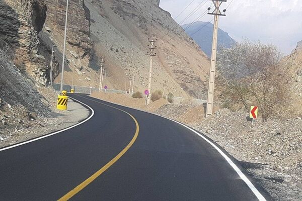 اجرای بیش از یک‌هزار و ۳۰۰ کیلومتر خط‌کشی در محورهای
مواصلاتی البرز/گامی مؤثر برای ارتقای ایمنی راه‌های استان
