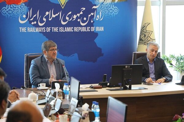اطلاع نگاشت | پروژههای معاونت راهداری ادارهکل راهداری و
حملونقل جادهای استان اصفهان در هفته اخیر ظرفیت حمل بار ریلی افزایش مییابد